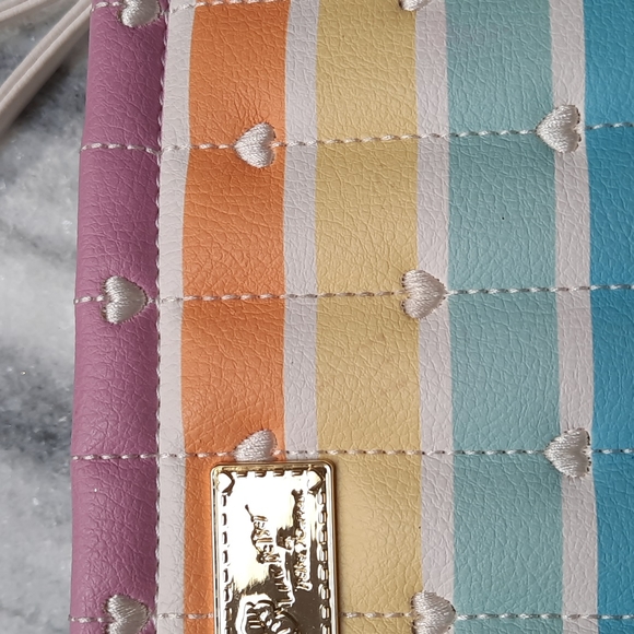 Betsey Johnson Puffy Embroidered Hearts Clutch - Picture 12 of 12